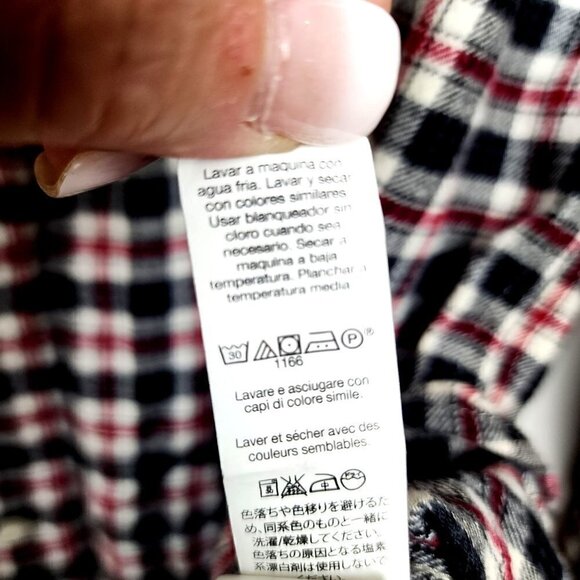 GAP Men's Soft Flannel Shirt Classic Fit Black Plaid Size XXL - Picture 6 of 12